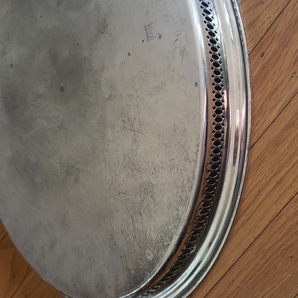 Vintage Kent silversmiths oval serving tray - Picture 14 of 16